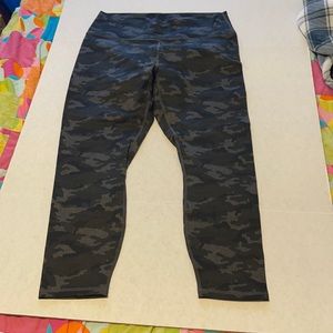Fabletics power hold leggings